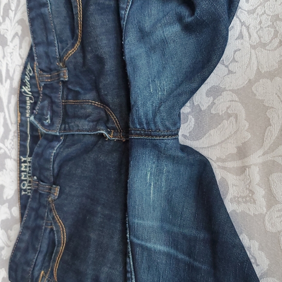 Tommy Hilfiger Jean Shorts - Picture 5 of 5